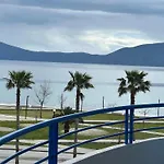 Апартаменты Andi Seaview