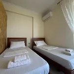 Апартаменты Andi Seaview *