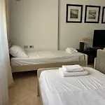 Andi Seaview Апартаменты *