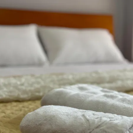 Andi Seaview * Wlora