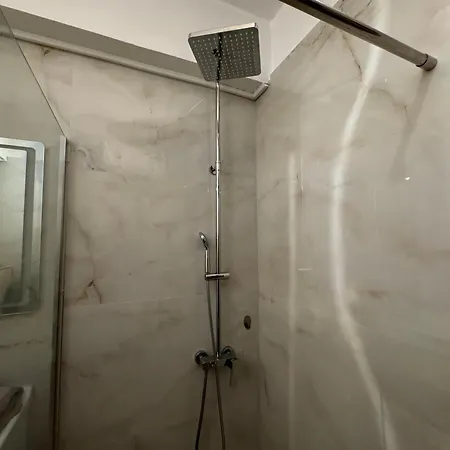 Andi Seaview Apartamento *