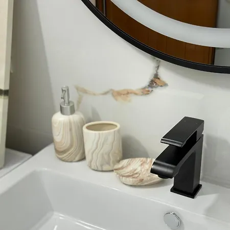 Apartamento Andi Seaview *