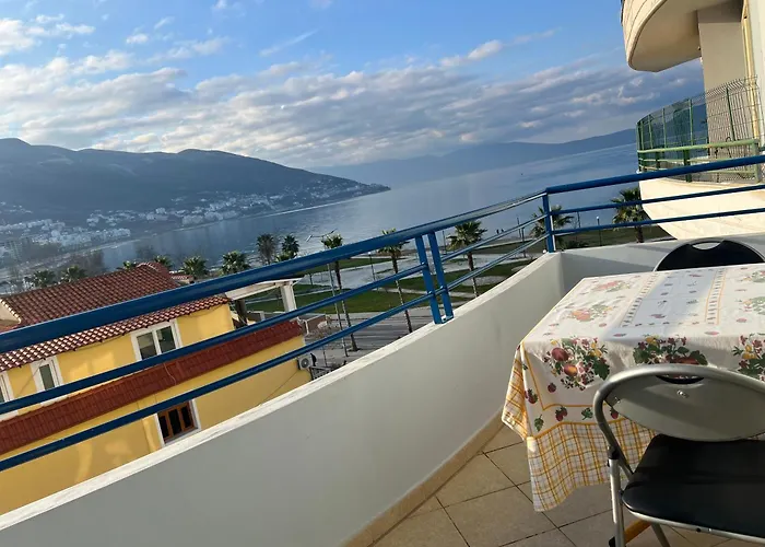 Andi Seaview * Vlorë